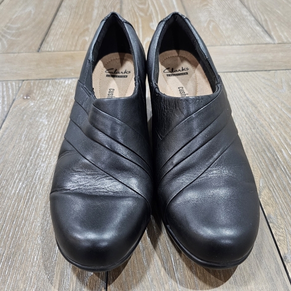 Clarks Dress Loafers Leather Slip-Ons Size 10 - Picture 3 of 9